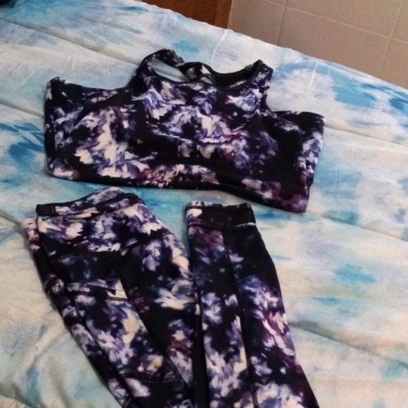 GAIAM Other - Leggings and tank top set
